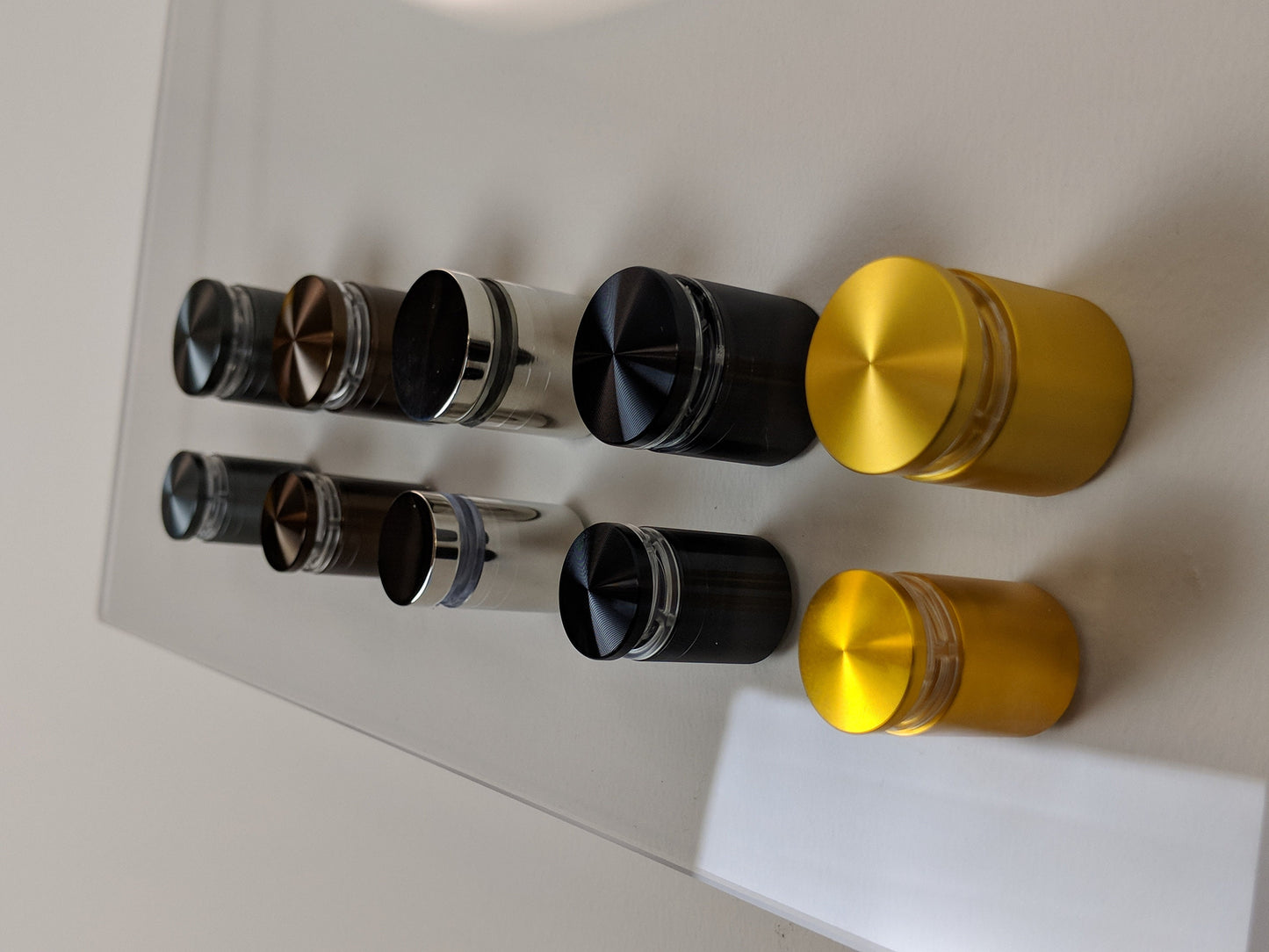 6x6 Floating Frame Easy-Hang Acrylic Square With Standoff Bolts