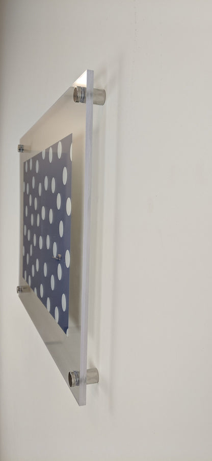 6x6 Floating Frame Easy-Hang Acrylic Square With Standoff Bolts